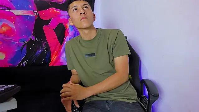 MAXXY CUTE online show from March 2025 05:07:02 PM