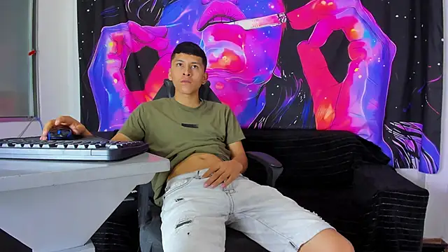 MAXXY CUTE online show from March 2025 04:58:02 PM