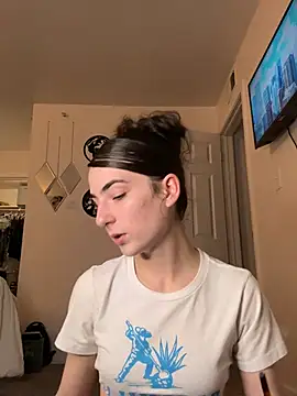 jvanillyyyy online show from March 2025 02:10:02 AM