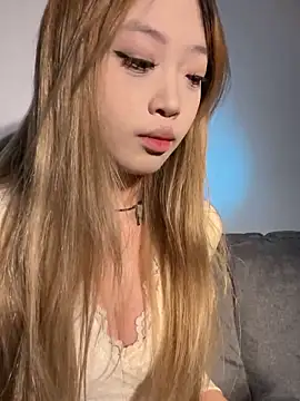 LL0521 online show from March 2025 06:02:02 AM