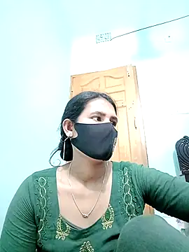 Hot-Nipa online show from March 2025 04:51:02 PM