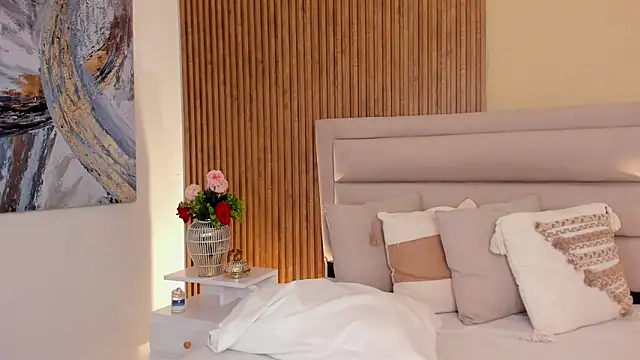 FatimaEvans online show from November 2025 04:33:01 PM