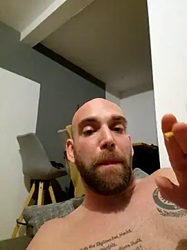 Snapshot of Smokeym123 chatting on March 2025 02:10:01 AM Smokeym123 online show from March 2025 02:10:01 AM