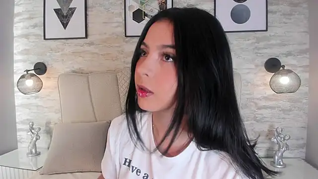 Snapshot of kanna_02 chatting on October 2025 11:28:01 AM kanna 02 online show from October 2025 11:28:01 AM