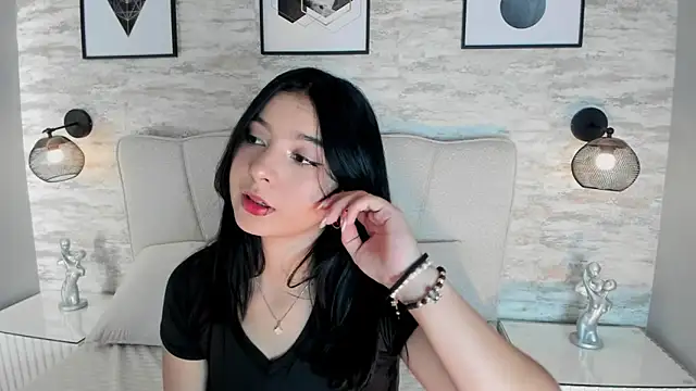 Snapshot of kanna_02 chatting on November 2025 12:18:01 PM kanna 02 online show from November 2025 12:18:01 PM