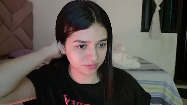 Snapshot of eva_sin18 chatting on June 2026 12:08:02 AM eva sin18 online show from June 2026 12:08:02 AM