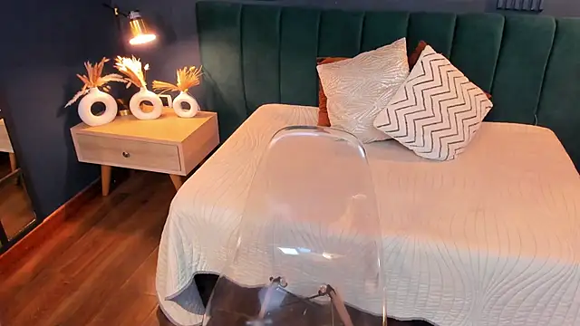 Snapshot of roxy_hell chatting on March 2025 07:09:02 PM roxy hell online show from March 2025 07:09:02 PM