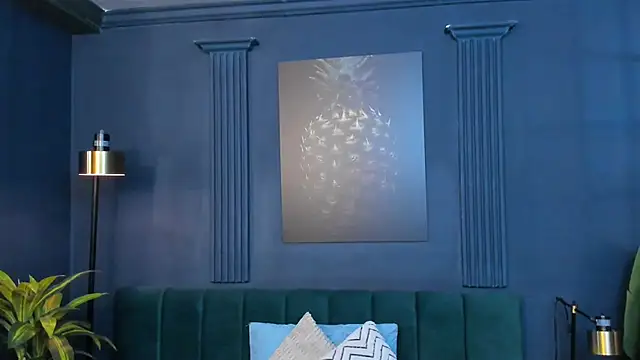 Snapshot of roxy_hell chatting on November 2025 12:02:02 PM roxy hell online show from November 2025 12:02:02 PM