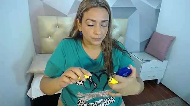 Milf-Prettyboobs online show from December 2025 10:54:01 AM