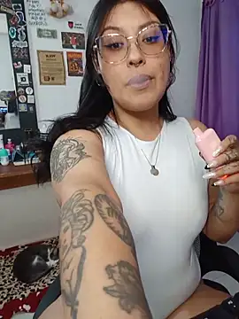 DaniPoison online show from June 2026 06:07:02 PM