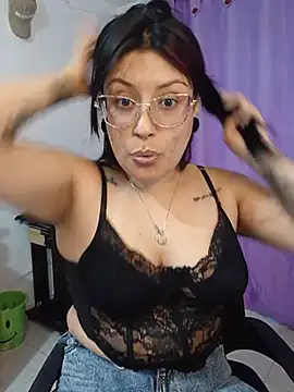 DaniPoison online show from June 2026 06:51:01 PM
