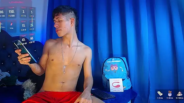 dareck 18 online show from October 2025 12:30:02 AM