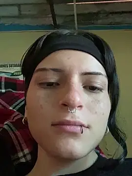 Snapshot of val_zx chatting on March 2025 08:19:01 PM val zx online show from March 2025 08:19:01 PM