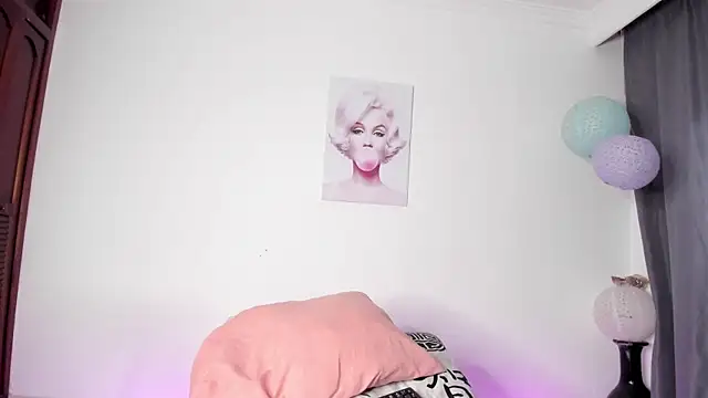 sweet cinamon online show from September 2025 07:25:02 PM