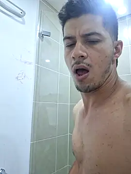 Snapshot of piterr_hot chatting on March 2025 10:43:02 AM piterr hot online show from March 2025 10:43:02 AM