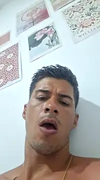 Snapshot of piterr_hot chatting on March 2025 07:15:01 AM piterr hot online show from March 2025 07:15:01 AM