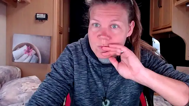 Snapshot of CallMeMaria chatting on January 2025 10:16:02 AM CallMeMaria online show from January 2025 10:16:02 AM