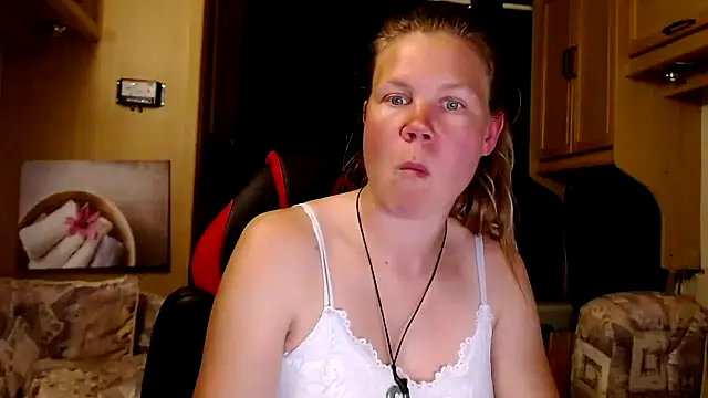 Snapshot of CallMeMaria chatting on January 2025 07:58:02 PM CallMeMaria online show from January 2025 07:58:02 PM