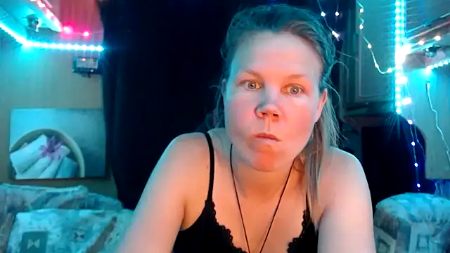 Snapshot of CallMeMaria chatting on January 2025 07:41:02 PM CallMeMaria online show from January 2025 07:41:02 PM