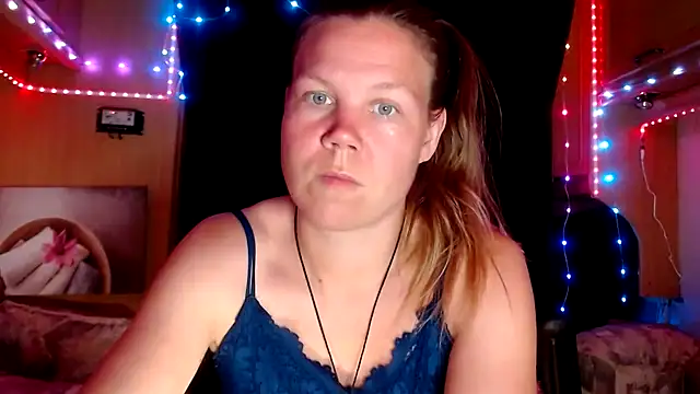 Snapshot of CallMeMaria chatting on February 2025 07:13:01 PM CallMeMaria online show from February 2025 07:13:01 PM