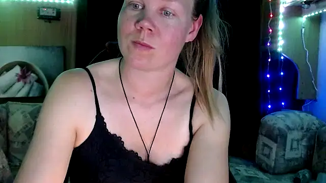 Snapshot of CallMeMaria chatting on February 2025 08:57:01 PM CallMeMaria online show from February 2025 08:57:01 PM