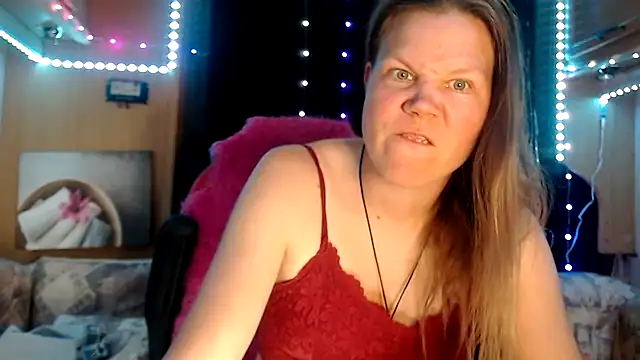 Snapshot of CallMeMaria chatting on February 2025 04:26:01 PM CallMeMaria online show from February 2025 04:26:01 PM