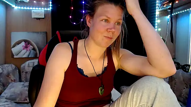 Snapshot of CallMeMaria chatting on March 2025 02:51:02 PM CallMeMaria online show from March 2025 02:51:02 PM