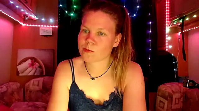 Snapshot of CallMeMaria chatting on March 2025 09:12:02 PM CallMeMaria online show from March 2025 09:12:02 PM