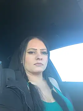 Snapshot of AstraSinnDD chatting on November 2025 06:10:01 PM AstraSinnDD online show from November 2025 06:10:01 PM