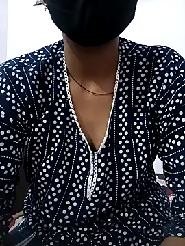 Snapshot of seexypatola chatting on October 2025 11:33:01 PM seexypatola online show from October 2025 11:33:01 PM