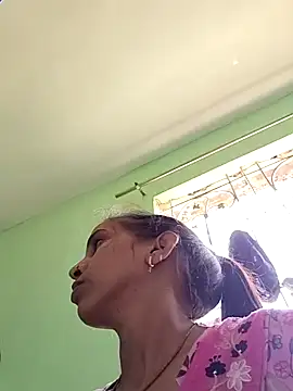 Hotty-Nidhi online show from June 2026 06:20:01 AM