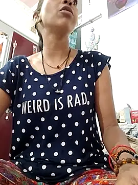 Hotty-Nidhi online show from June 2026 04:13:02 AM