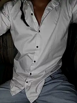 Snapshot of HARSHHU01 chatting on October 2025 06:59:01 PM HARSHHU01 online show from October 2025 06:59:01 PM