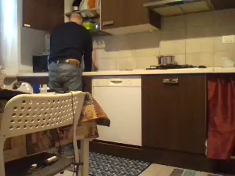 Snapshot of maxxxio12 chatting on March 2025 12:35:02 PM maxxxio12 online show from March 2025 12:35:02 PM