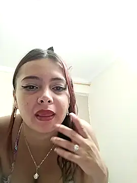 Snapshot of AllysonDawson chatting on March 2025 01:45:01 PM AllysonDawson online show from March 2025 01:45:01 PM