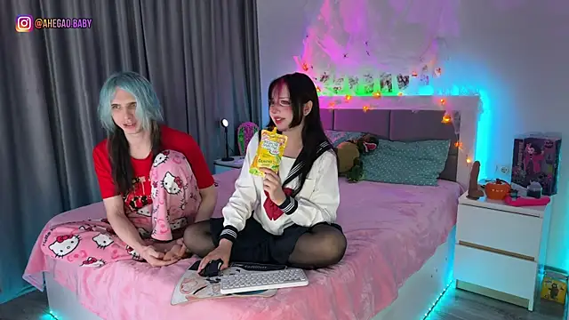 Snapshot of h3ntai_baby chatting on October 2025 03:58:01 PM h3ntai baby online show from October 2025 03:58:01 PM