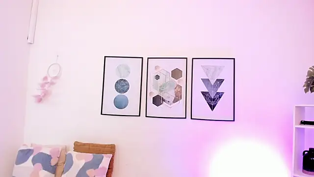 dullce77 online show from September 2025 07:25:01 PM