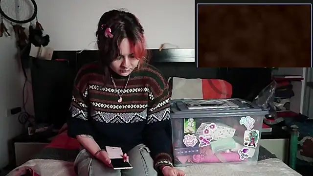 Snapshot of Devil_And_Princess chatting on October 2025 03:20:01 AM Devil And Princess online show from October 2025 03:20:01 AM