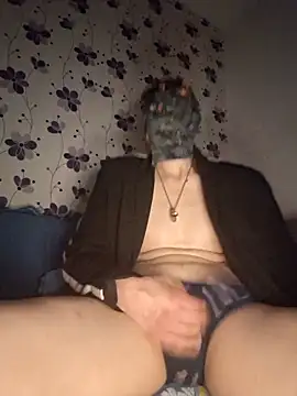 Snapshot of ThePython666 chatting on March 2025 06:12:02 PM ThePython666 online show from March 2025 06:12:02 PM