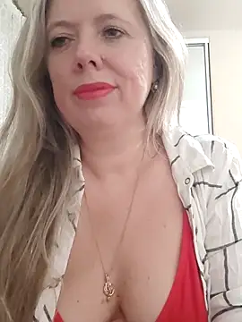 Snapshot of Irina3718 chatting on October 2025 04:53:02 PM Irina3718 online show from October 2025 04:53:02 PM