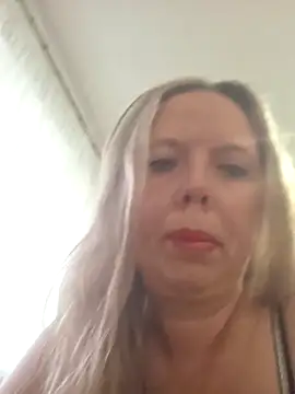 Snapshot of Irina3718 chatting on November 2025 01:35:02 PM Irina3718 online show from November 2025 01:35:02 PM