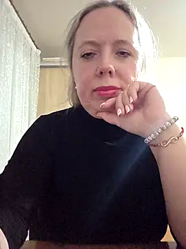 Snapshot of Irina3718 chatting on December 2025 04:49:02 PM Irina3718 online show from December 2025 04:49:02 PM