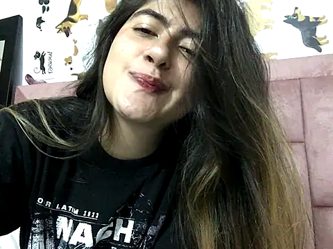 Snapshot of skyler1195 chatting on November 2025 01:04:02 AM skyler1195 online show from November 2025 01:04:02 AM