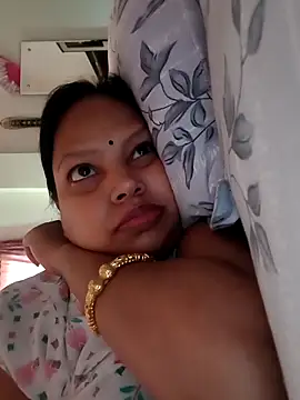 Snapshot of Arohi35 chatting on February 2026 09:32:02 AM Arohi35 online show from February 2026 09:32:02 AM