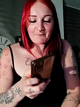 TiffiChantiT2 online show from May 2026 10:06:01 PM