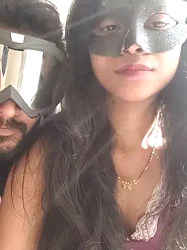 priyanshi-4u online show from December 2025 08:23:01 AM