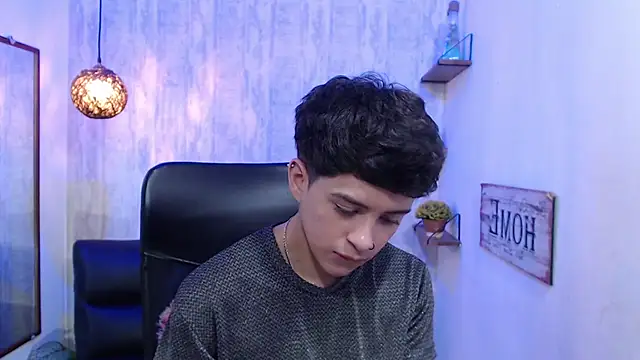 Snapshot of Sam_Daves chatting on March 2025 01:12:01 PM Sam Daves online show from March 2025 01:12:01 PM