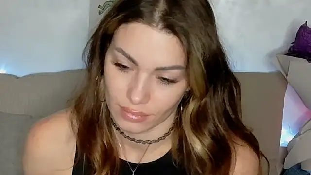 SweetDarling7 online show from March 2026 04:25:01 PM