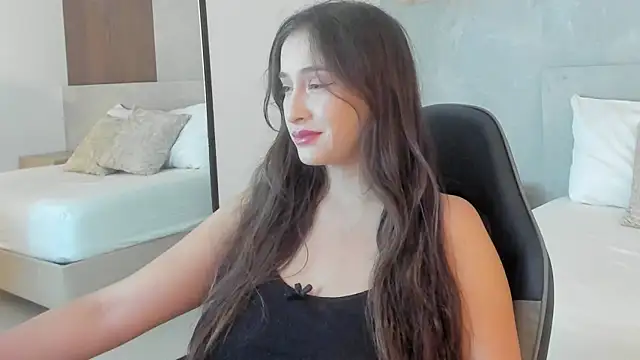 sophia martinezz  online show from February 2026 07:51:01 PM