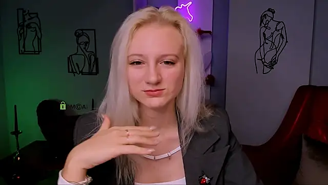 madam uliis online show from March 2025 08:41:01 AM